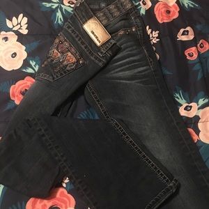 Grace in LA Jeans